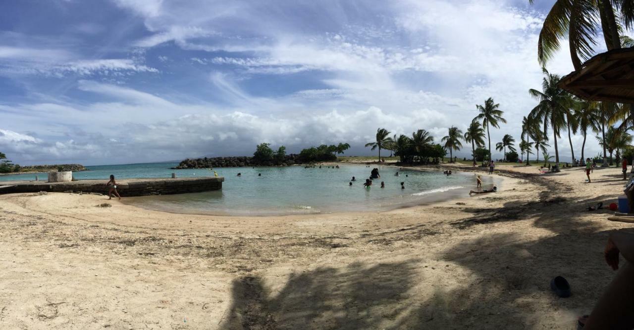 Apart Mango Baie-Mahault Esterno foto